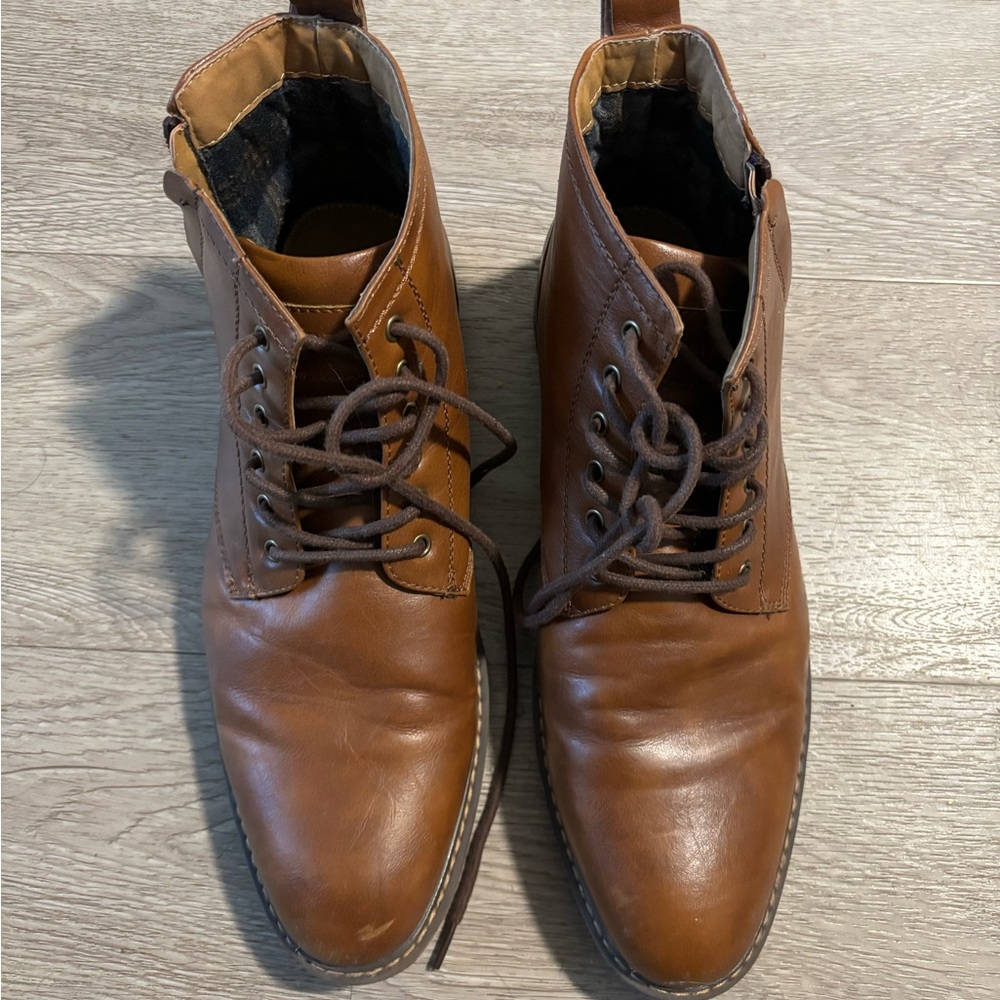 Madden men leather bootie size 10